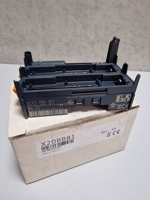 Đế xe buýt HỆ THỐNG X20BB81 B&R X20 với một khe cắm mở rộng