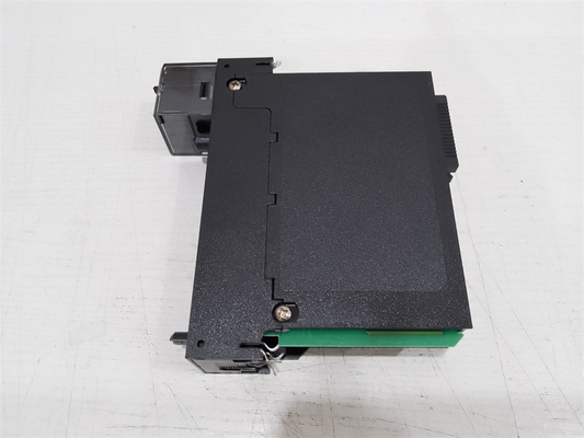 Allen-Bradley 1756-OB8 Mô-đun đầu ra ControlLogix Digital DC 8 24VDC