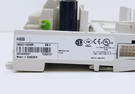ABB TU837V1 3BSE013238R1 Đơn vị kết thúc mô-đun mở rộng 8x1 Fused Isol.