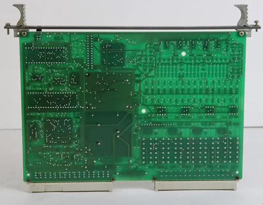 ABB 83SR04C-E GJR2390200R1411 Mô-đun đầu vào kỹ thuật số Bộ điều khiển logic có thể lập trình
