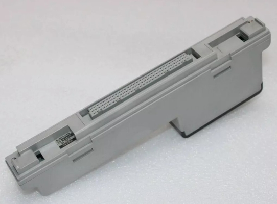 ADM51C-2 YOKOGAWA Output Digital I/O Module 16 hoặc 32 Contact I/O Points Connector phía trước