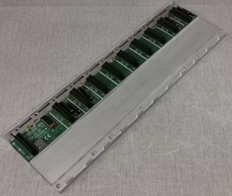 F3BU09-0NS1 YOKOGAWA Đơn vị 9-slot Các mô-đun cơ bản chứa các mô-đun khác nhau
