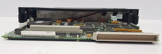 IC697CPU731 GE 12 MHz 32 Kbyte Đơn vị xử lý trung tâm Đơn vị xử lý đơn vị CPU 512 Input And Outputs