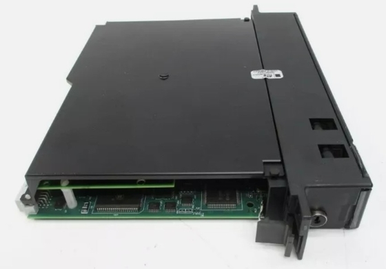 IC697CPX935 GE Single Slot CPU với ba cổng hàng loạt 32 Bit Floating Point Central Processing Unit