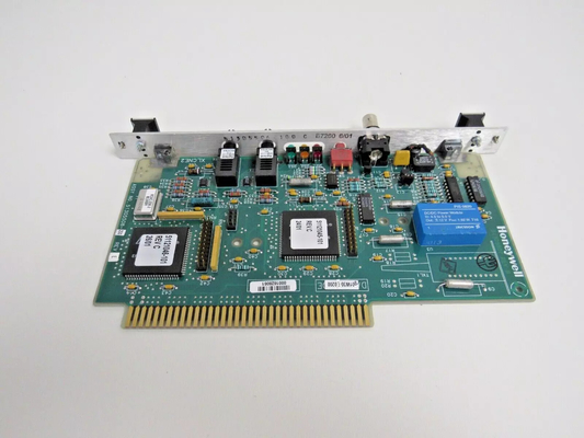 Honeywell 51305508-200 PLC / Máy điều khiển XLCNE2 MM CE CERT MEDIUM DIST1 BOARD