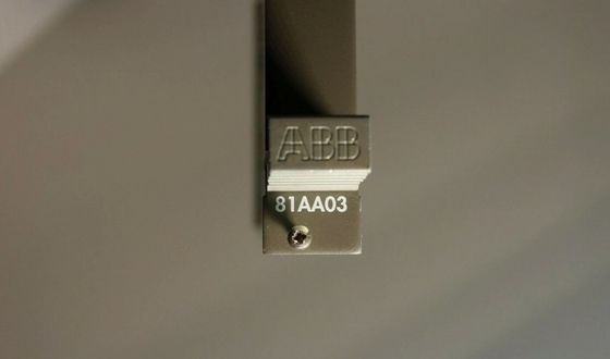 81AAA03A-E GJR2394100R1210 Mô-đun đầu ra ABB Mô-đun tương tự IO Mô-đun IO