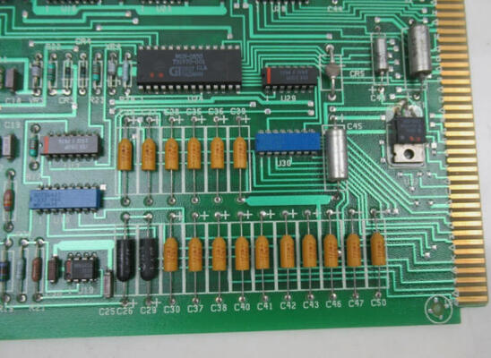 Honeywell 30731823-001 A/D Mux PLC Bảng Mạch 24Vdc 110mA Mô-đun Điều Khiển Tình Trạng Mới
