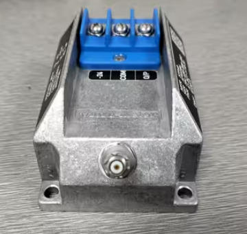 IQS450 204-450-000-002 A1-B21-H10-I0 Máy điều hòa tín hiệu gần Eddy