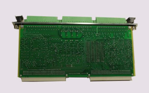 IOC4T 200-560-000-113 Thẻ Vào/Ra Dùng cho Giá đỡ Giám sát Bảo vệ Máy quay