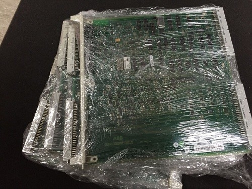DSBC176 ABB S100 I / O Bus Extender Bo mạch Mô-đun Phụ tùng PLC 3BUR001661R1