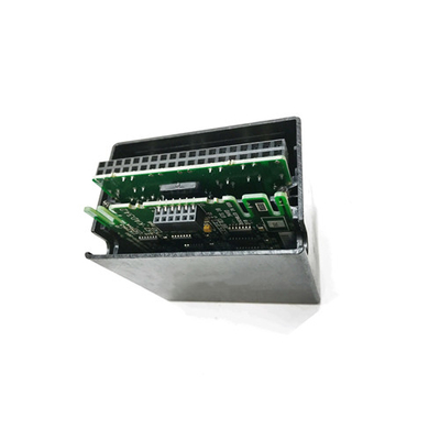 IC670ALG320 GE Fanuc Điều khiển trường GE Ngõ ra tương tự Điện áp hiện tại 4 kênh Điện chung