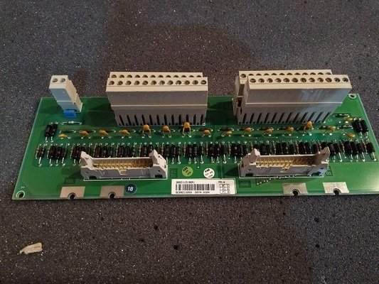 DSTA155P ABB S100 I / O Đơn vị kết nối Đơn vị kết nối Bộ phận kết nối PLC Phụ tùng 3BSE018323R1