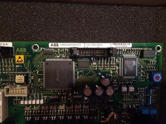 UAC389AE02 Thiết bị ABB UA C389 AE01 Mô-đun bộ xử lý điều khiển Phụ tùng PLC HIEE300888R0002