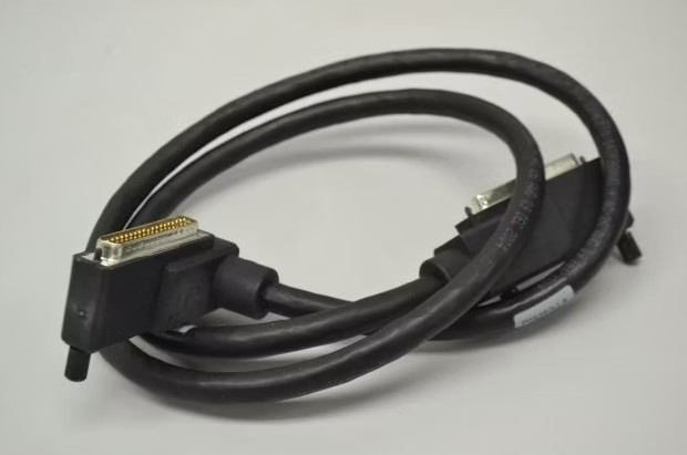 Foxboro P0926GJ áo khoác bên ngoài Hypalon và cách nhiệt chất dẫn chính polyethylene liên kết chéo XLPE