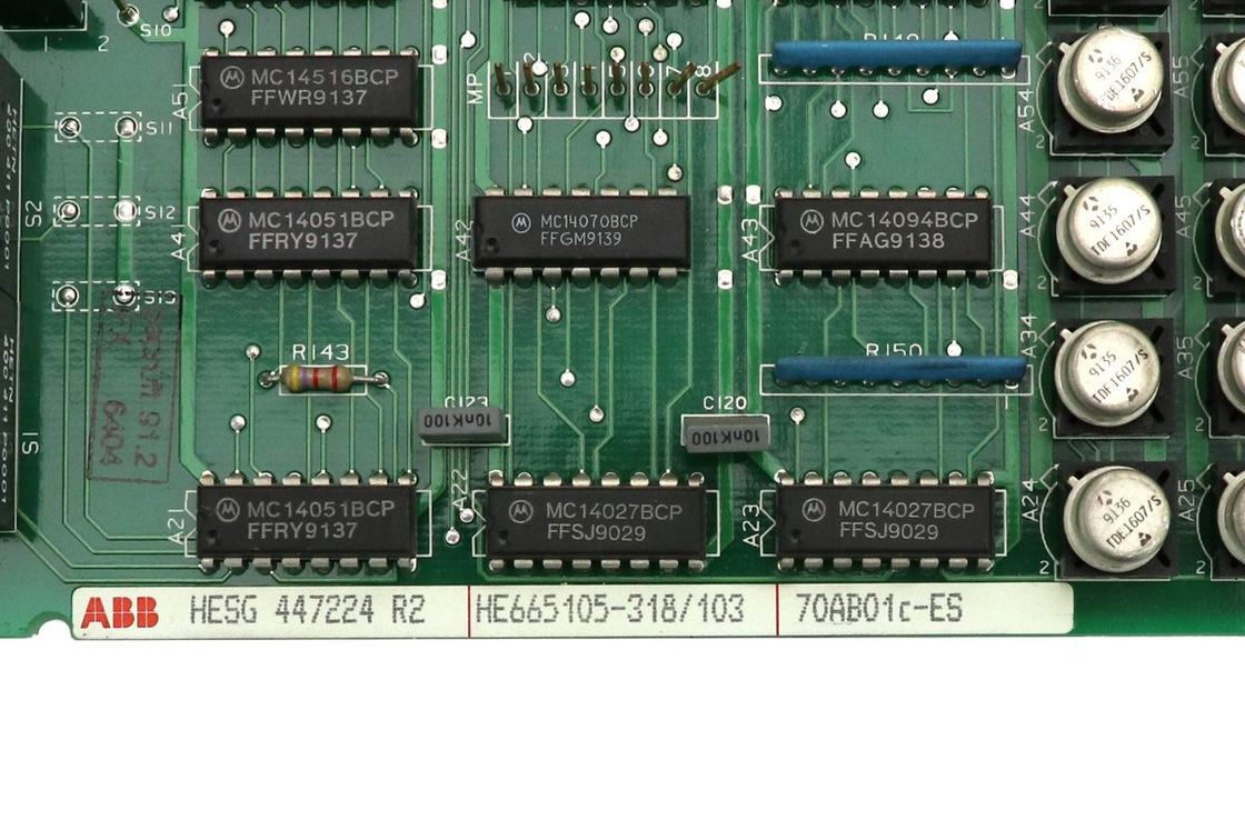 ABB Đơn vị điều khiển đầu ra kỹ thuật số 70AB01C-ES HESG 447224 R2 Compact 16*16*12cm